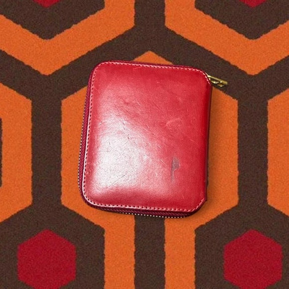 CLOSED Red Premium Leather Unisex Wallet - Picture 2 of 5